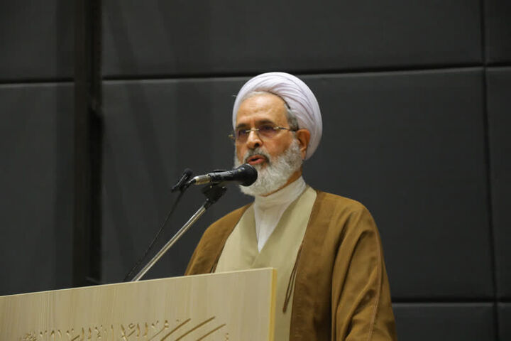 کار امروز حوزه، بیدارگری در جامعه است/ رویکرد کلامی در علوم انسانی اسلامی اجرا شود