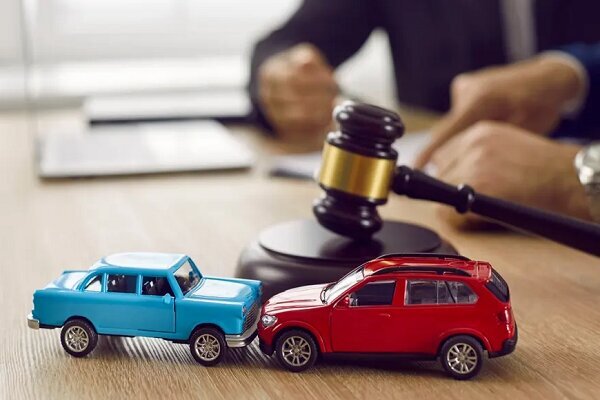 لزوم اهتمام بیمه‌ها در تسهیل پرداخت خسارت ناشی از تصادف