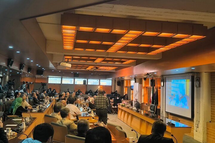 نکوداشتی برای محمود فرشچیان؛هنرمندی که به جای مشهور شدن محبوب دل‌ها شد