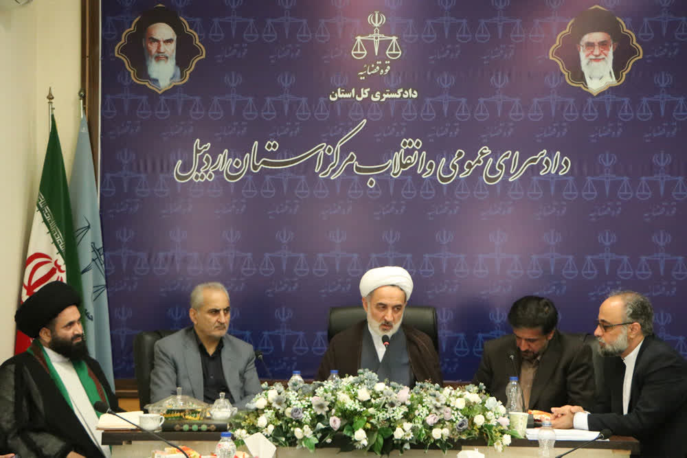 بهترین امر به معروف ترویج قانون‌گرایی در جامعه است