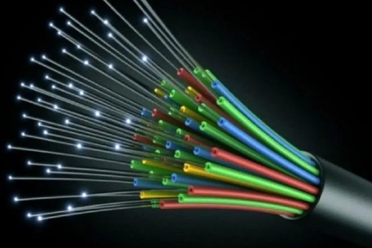  بیش از ۱۵۶ شعبه بانکی لرستان به شبکه فیبر نوری متصل شدند.