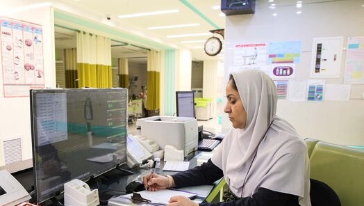 واکنش مجلس به محدودیت در ازدواج و فرزندآوری پرستاران