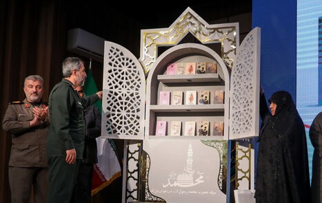 ادبیات داستانی باید حقیقت جنگ را به نسل جدید منتقل کند