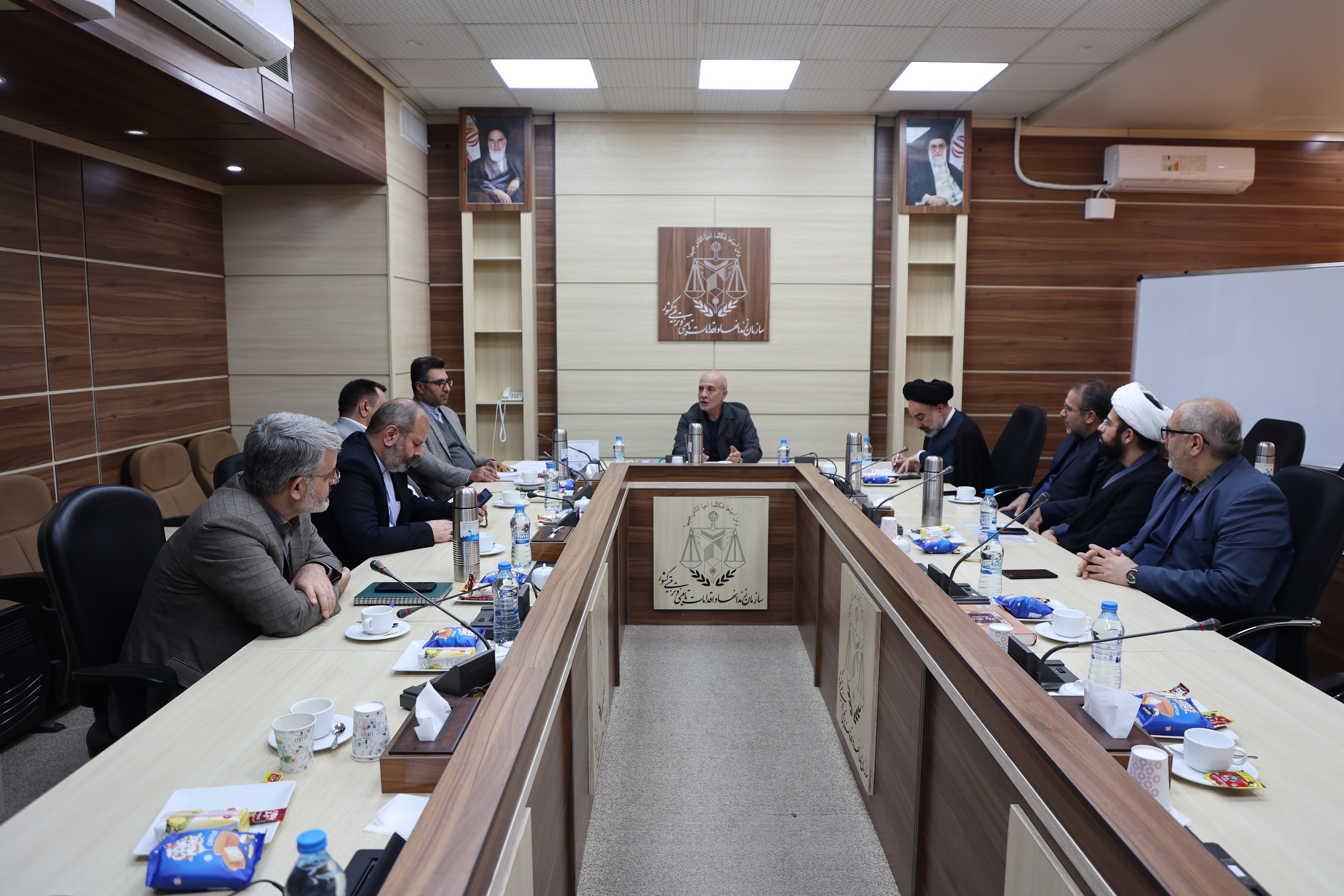 حساسیت افکار عمومی در حوزه اقتصاد