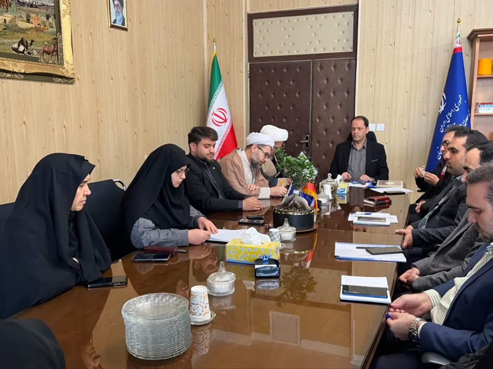 از برگزیدگان جشنواره مفلحون سازمان صنعت، معدن و تجارت تقدیر بعمل آمد.