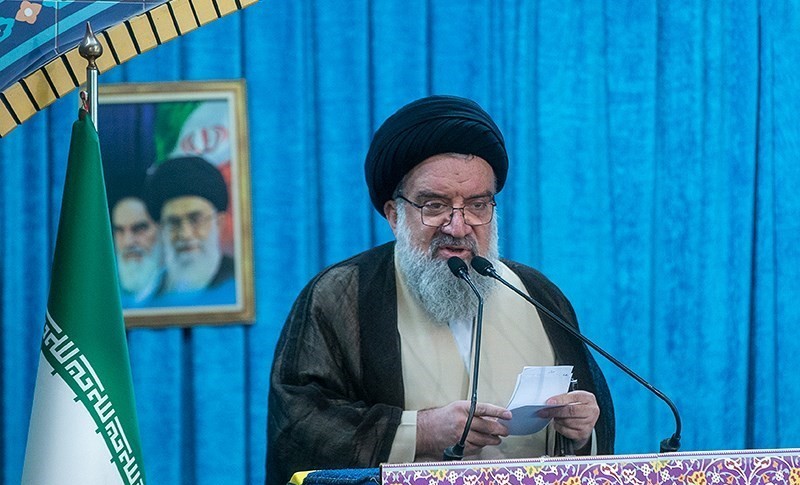 خاتمی: زیر بار تعلیق غنی‌سازی نمی‌رویم/ دانشگاه محل بحث علمی است