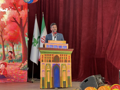 کوچک نژاد: قصه‌گویی راهی برای انتقال ارزش‌ها و خلاقیت نسل نوجوان است