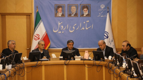 نظارت مستمر فرمانداران بر بازار کالاهای اساسی ضروری است